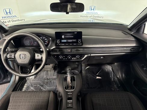 Used 2024 Honda HR-V Sport image 16
