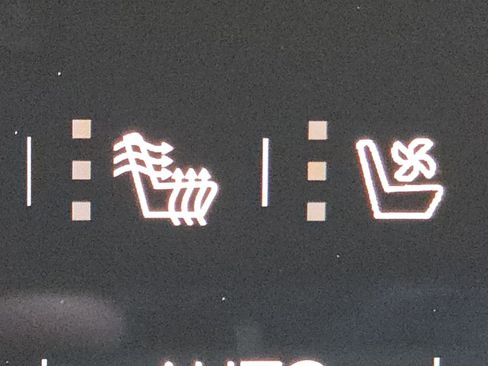 New 2026 GMC Yukon AT4 w/ AT4 Premium Plus Package image 9