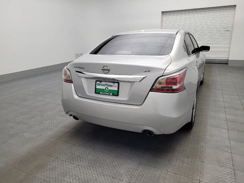 Used 2015 Nissan Altima 2.5 SV FWD image 7