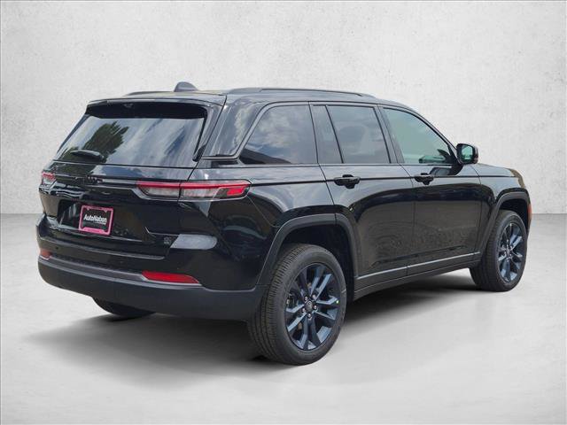 New 2026 Jeep Grand Cherokee Limited AWD/4WD image 2