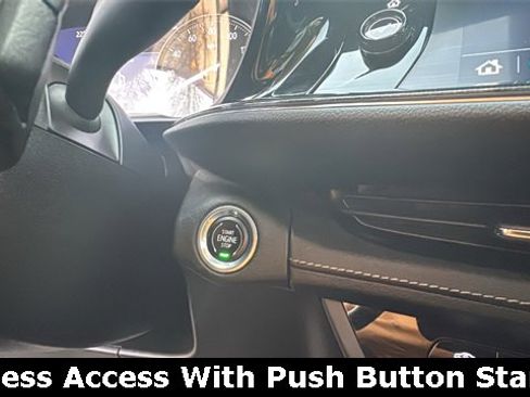 Used 2021 Buick Envision Essence w/ Sport Touring Package image 8