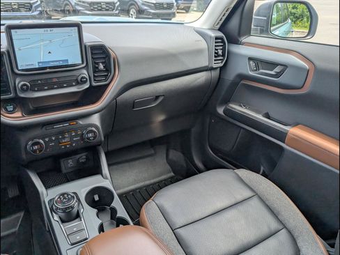 Used 2021 Ford Bronco Sport Outer Banks AWD/4WD image 9