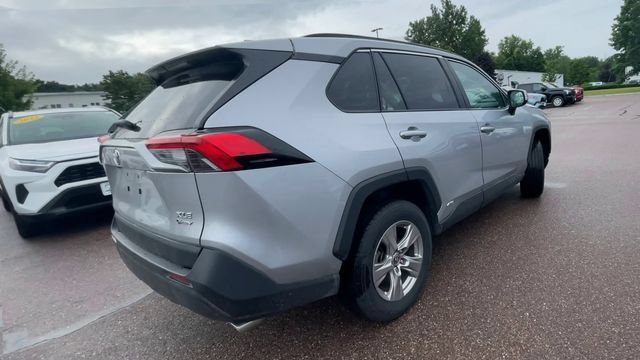Used 2025 Toyota RAV4 XLE AWD/4WD image 2