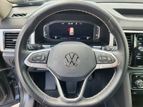 Certified 2023 Volkswagen Atlas SE w/ Black Wheel Package AWD/4WD image 9