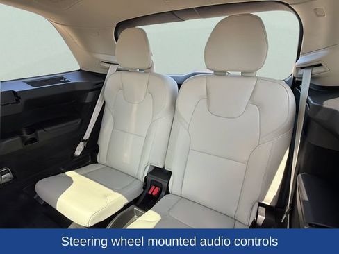 Used 2024 Volvo XC90 B6 Plus AWD/4WD image 20