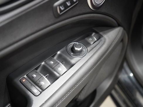 Used 2024 Alfa Romeo Stelvio Veloce image 18