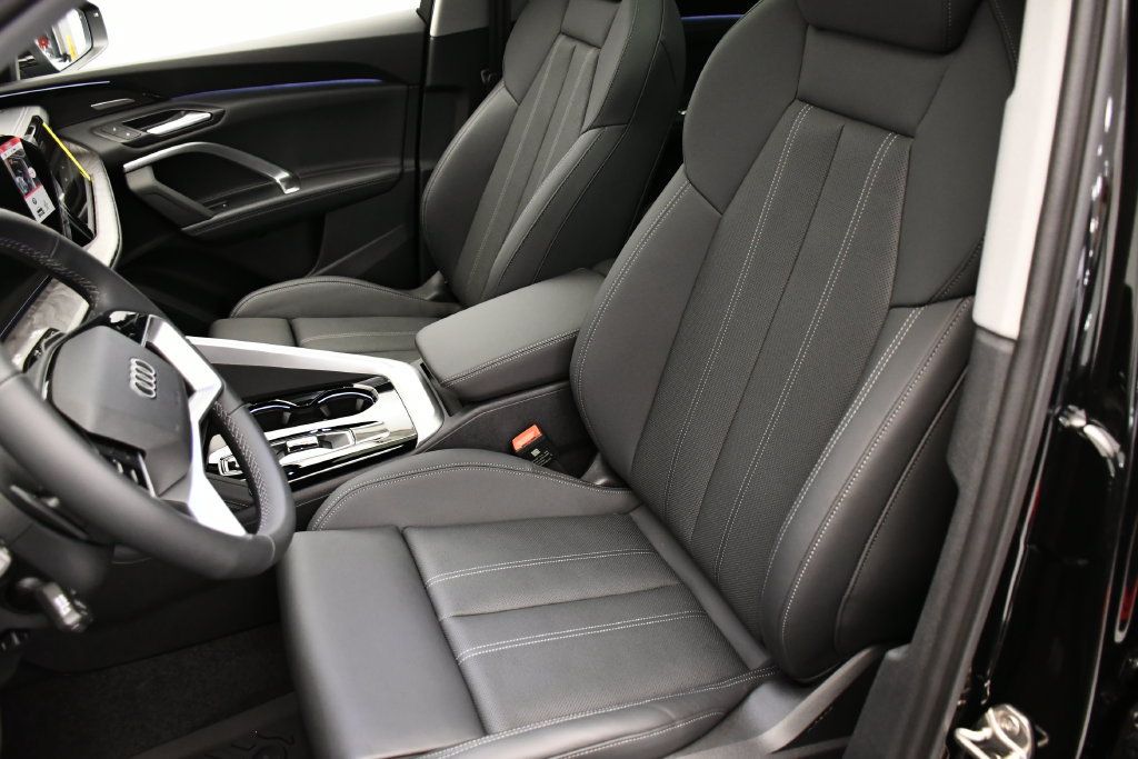 Used 2025 Audi Q5 Prestige AWD/4WD image 36