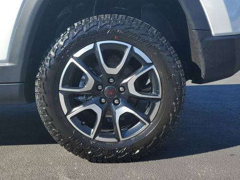New 2026 Jeep Compass Trailhawk image 6