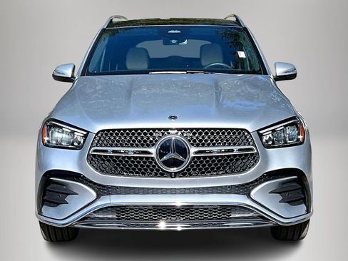 Used 2025 Mercedes-Benz GLE 350 4MATIC image 3