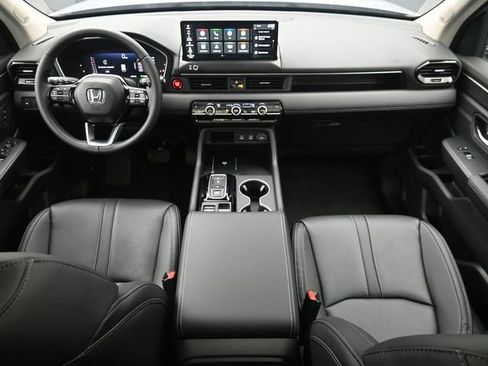 New 2026 Honda Pilot Touring image 24