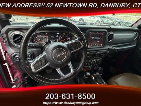 Used 2021 Jeep Wrangler Unlimited Rubicon AWD/4WD image 18