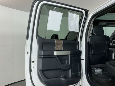 Used 2018 Ford F350 Lariat w/ Lariat Ultimate Package image 29