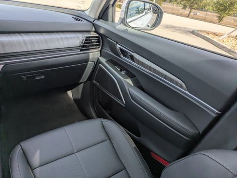 New 2025 Kia Telluride EX image 22
