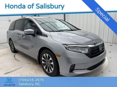 Used 2024 Honda Odyssey EX-L image 1