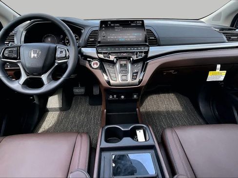 Used 2026 Honda Odyssey Touring image 15