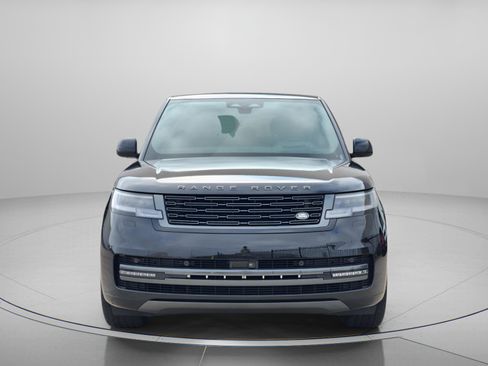Used 2025 Land Rover Range Rover SE image 6