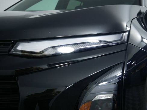 Used 2025 Chevrolet Equinox RS w/ Safety and Technology Package AWD/4WD image 14