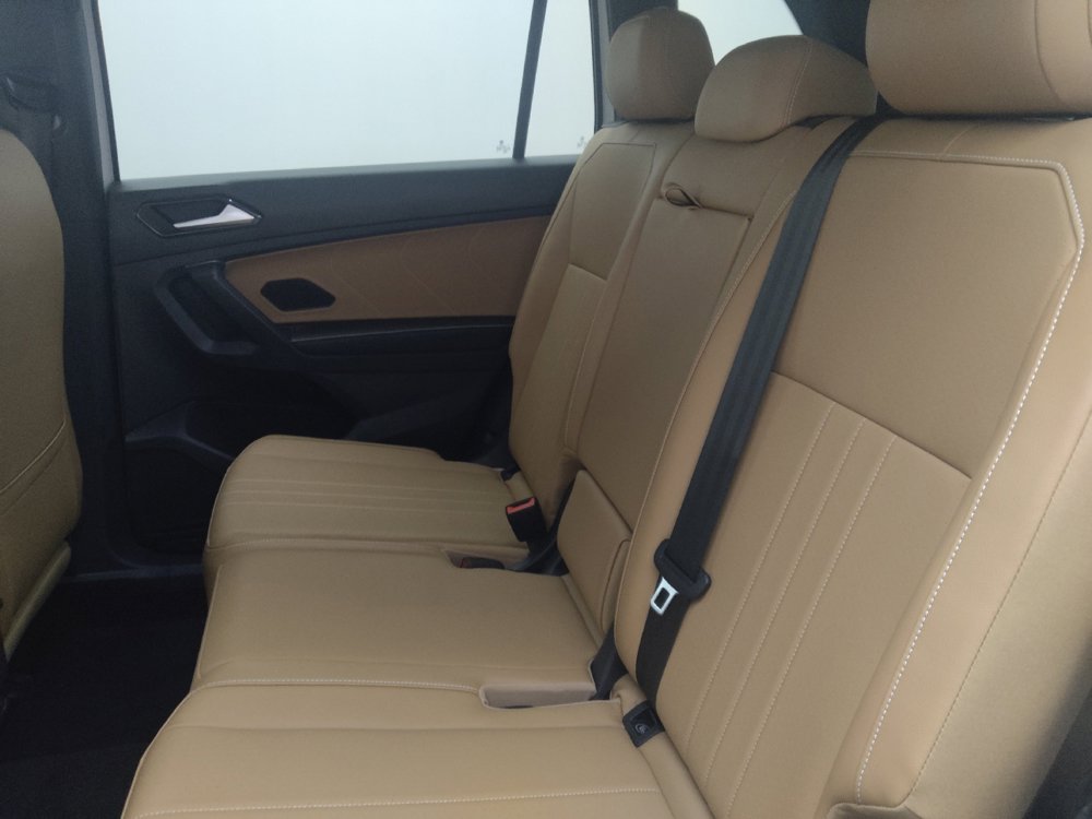 Used 2023 Volkswagen Tiguan SE FWD image 18