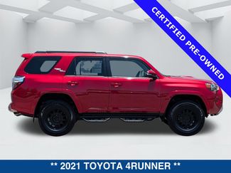 Used 2021 Toyota 4Runner TRD Off-Road Premium w/ Moonroof Package AWD/4WD video 3