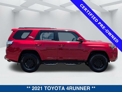 Used 2021 Toyota 4Runner TRD Off-Road Premium w/ Moonroof Package AWD/4WD image 3