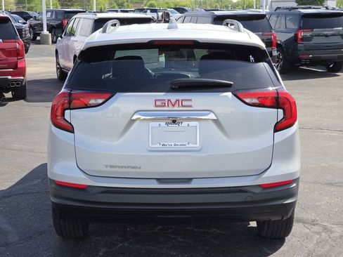 Used 2018 GMC Terrain SLE w/ Driver Convenience Package FWD image 18