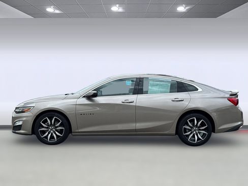 Used 2024 Chevrolet Malibu RS image 2