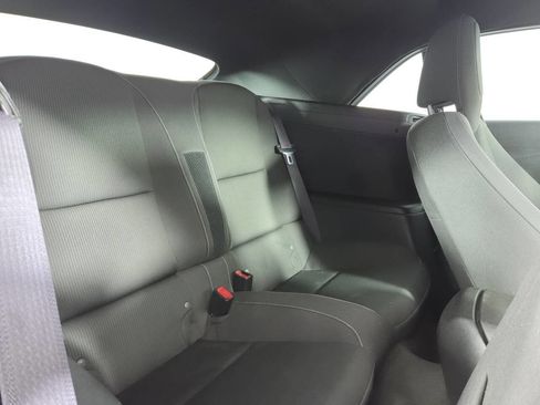 Used 2015 Chevrolet Camaro LT RWD image 30