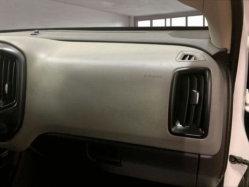 Used 2019 Chevrolet Colorado W/T image 14