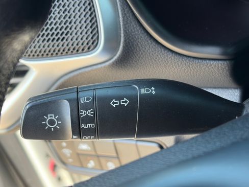 Certified 2020 Kia Soul S FWD image 32