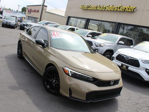 Used 2025 Honda Civic Sport image 31