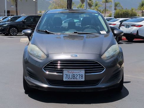 Used 2016 Ford Fiesta SE FWD image 3