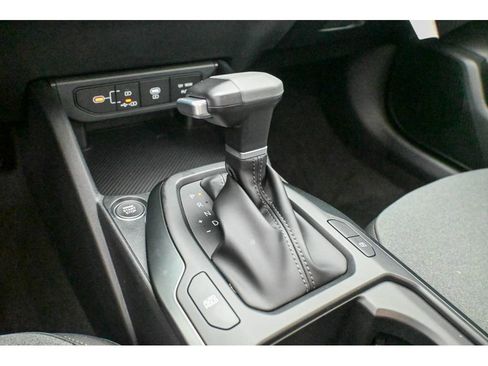 New 2025 Kia K4 image 22