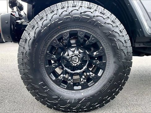 Used 2020 Jeep Wrangler Unlimited Rubicon AWD/4WD image 34