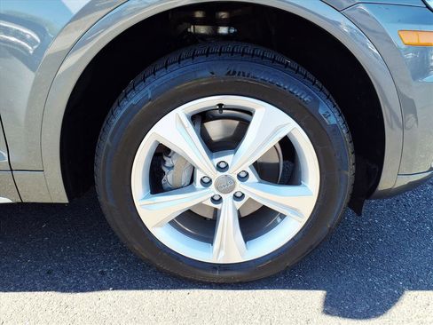 Used 2020 Audi Q5 2.0T Premium w/ Convenience Package image 9