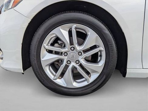 Used 2019 Honda Accord LX image 22