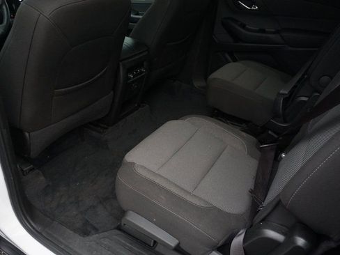 Certified 2023 Chevrolet Traverse LT w/ LPO, Floor Liner Package image 27