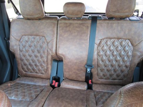 Used 2023 Ford Bronco 4-Door AWD/4WD image 23