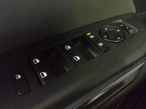 Used 2025 Kia K4 FWD image 27