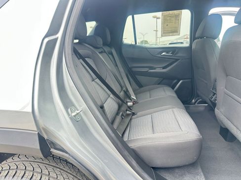 Used 2025 Chevrolet Equinox LT image 39