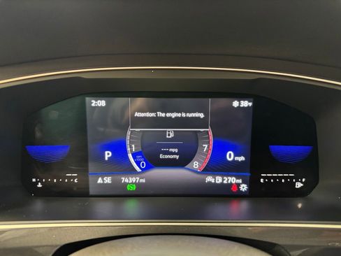 Used 2022 Volkswagen Tiguan SE image 31