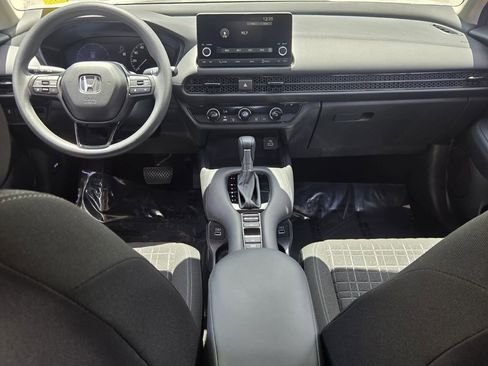 Used 2023 Honda HR-V LX image 13