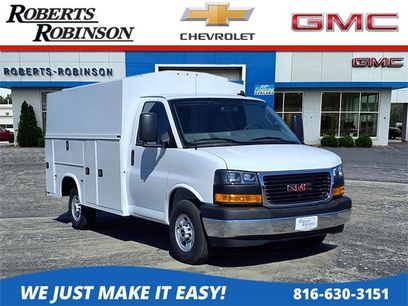 New 2025 GMC Savana 3500 w/ Power Convenience Package