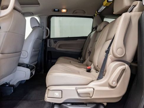 Used 2018 Honda Odyssey EX-L image 21