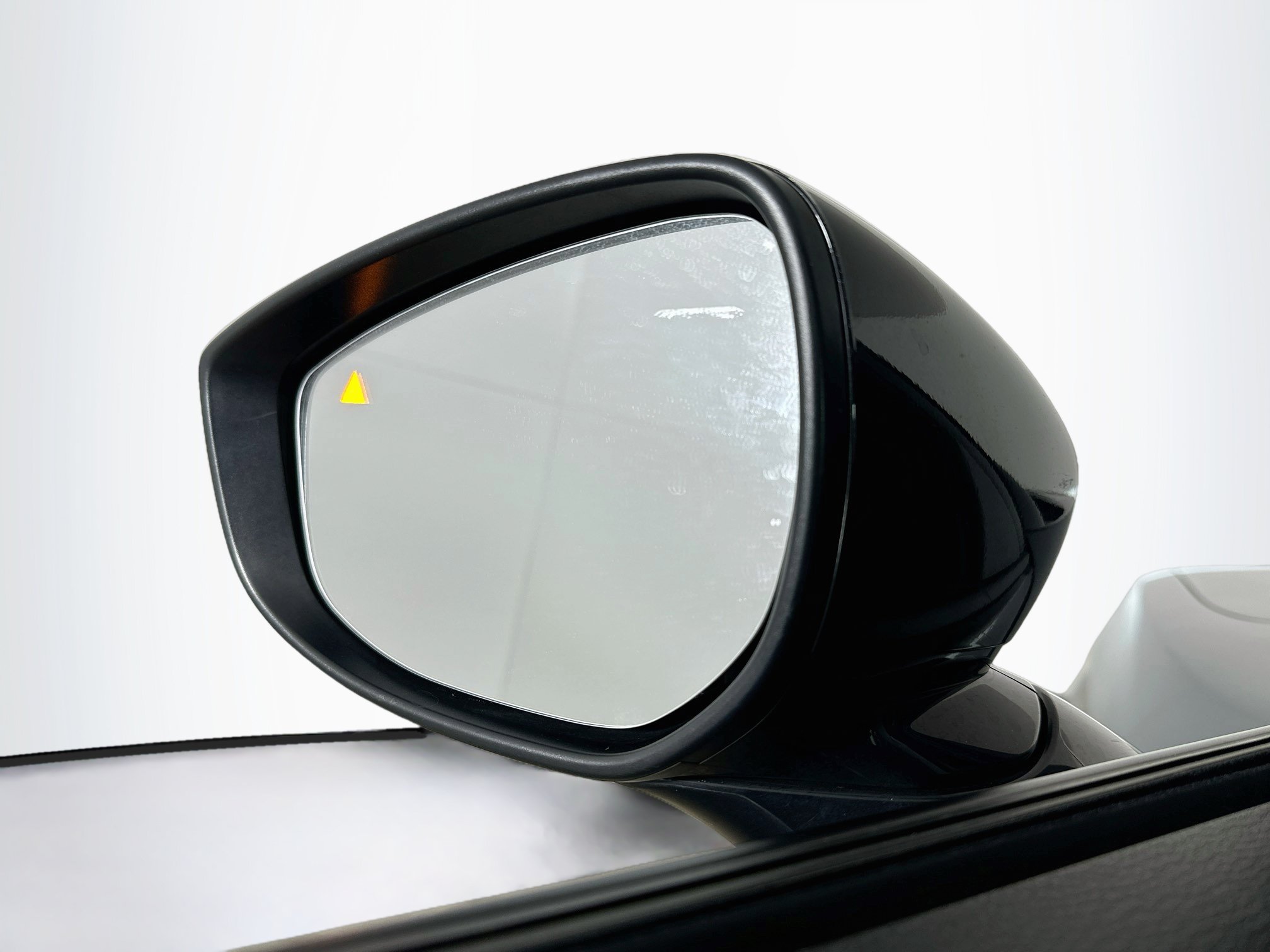 Used 2025 MAZDA CX-50 AWD 2.5 S w/ Preferred Package image 16