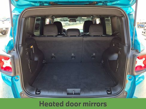 Used 2022 Jeep Renegade Altitude AWD/4WD image 27
