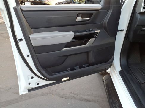 Certified 2025 Toyota Tundra Limited AWD/4WD image 13