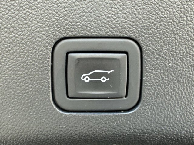 Used 2024 GMC Yukon Denali Ultimate AWD/4WD image 15