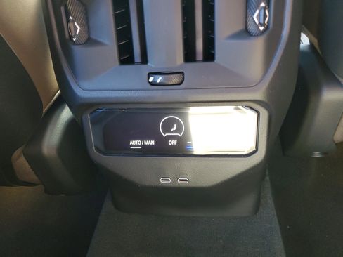 New 2026 BMW X3 xDrive30 w/ Premium Package image 13