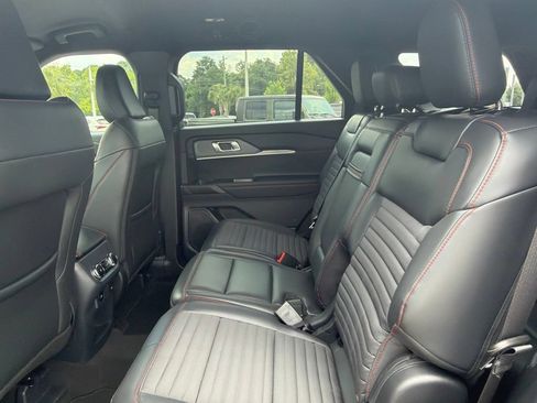 Certified 2026 Ford Explorer ST-Line RWD image 15