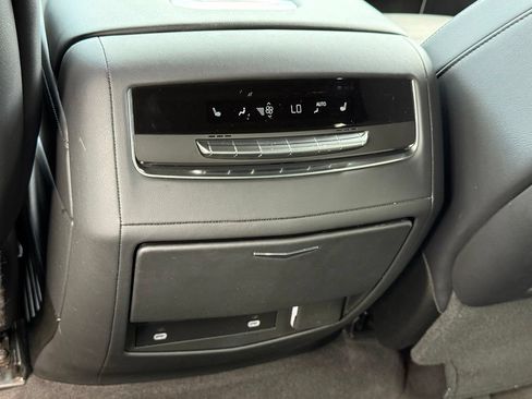 Used 2024 Cadillac Escalade Sport w/ LPO, ONYX Package AWD/4WD image 41